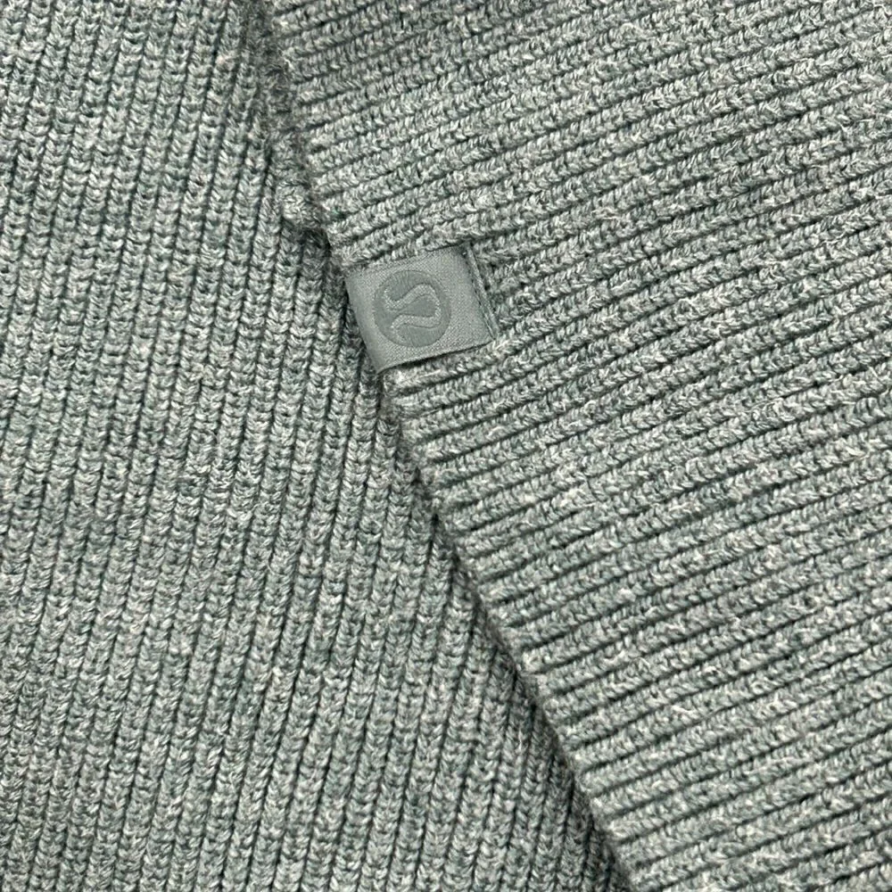 Lululemon Sweater sz Large